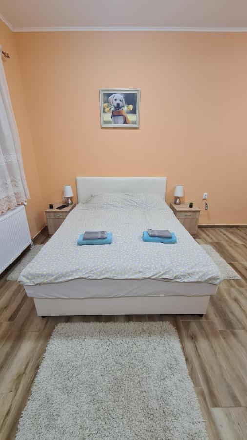 Ales Apartman Sombor Exterior photo
